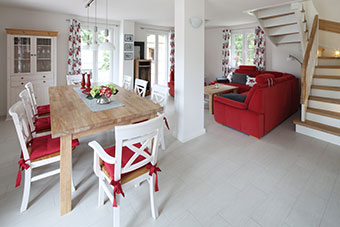 Wohn- und Essbereich mit Kaminofen