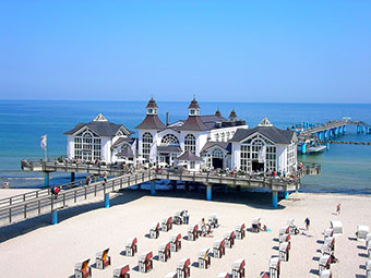 Der Strand des Ostseebads Sellin (Quelle: Wikipedia)