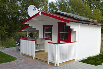 Gerätehaus mit Fahrradunterstellmöglichkeit und Fischreinigungsplatz